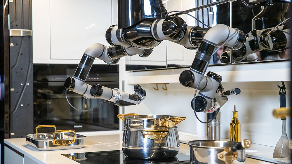 Read more about the article Revolutionizing Kitchens: Cooking Robots Market on the Rise